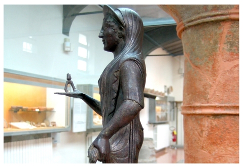 Dal museo nazionale Etrusco di Marzabotto parte lo spettacolo itinerante "Marzabotto 1889"