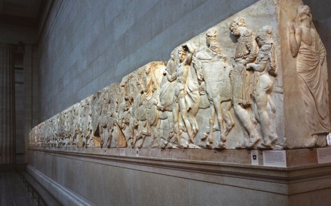 Il lungo fregio del Partenone conservato ed esposto al British Museum