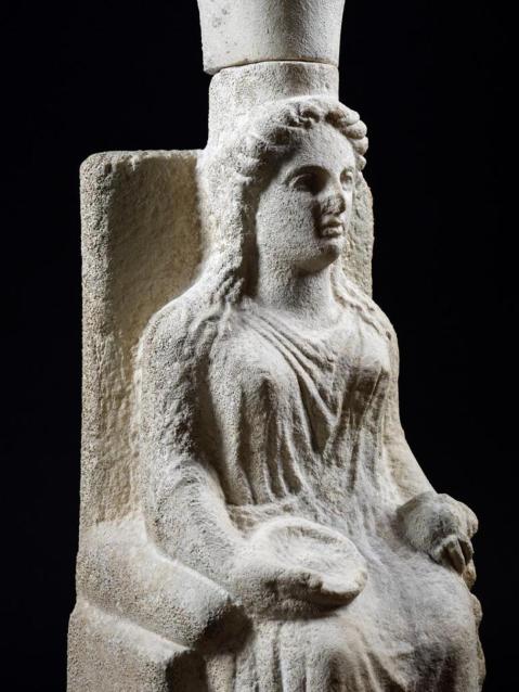 paestum_archeologico_statua-in-marmo-della-dea-Hera_foto-luigi-spina